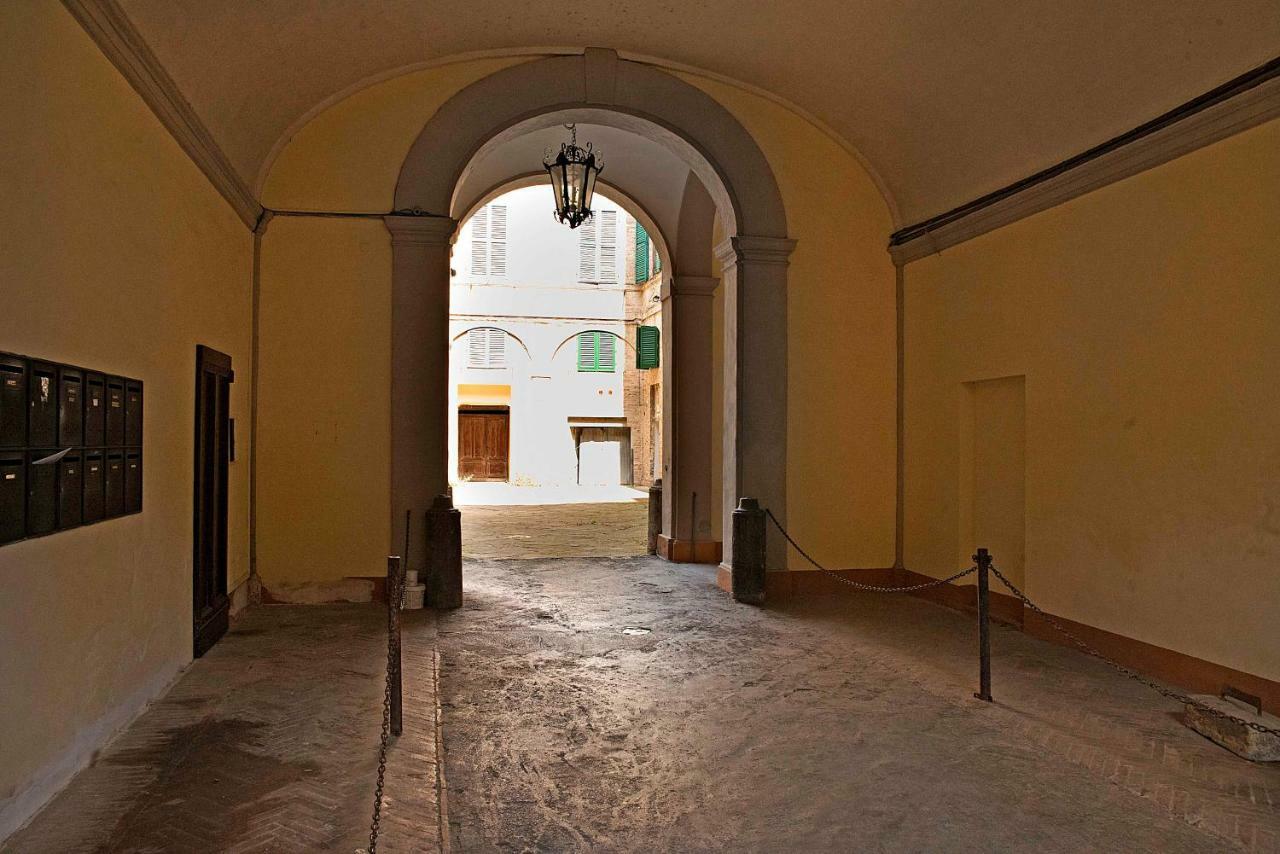 Stilnuovo Charming Apartment In Siena'S Historic Center, Very Close To Piazza Del Campo Exteriör bild